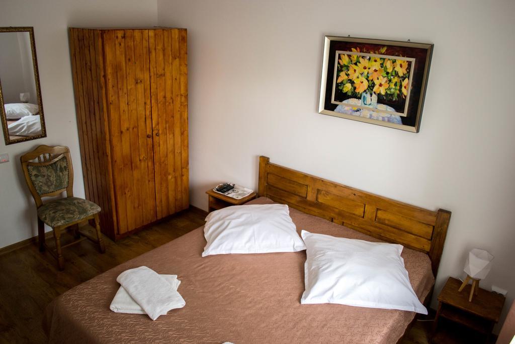 Casa Diana Hotel Comana Zewnętrze zdjęcie