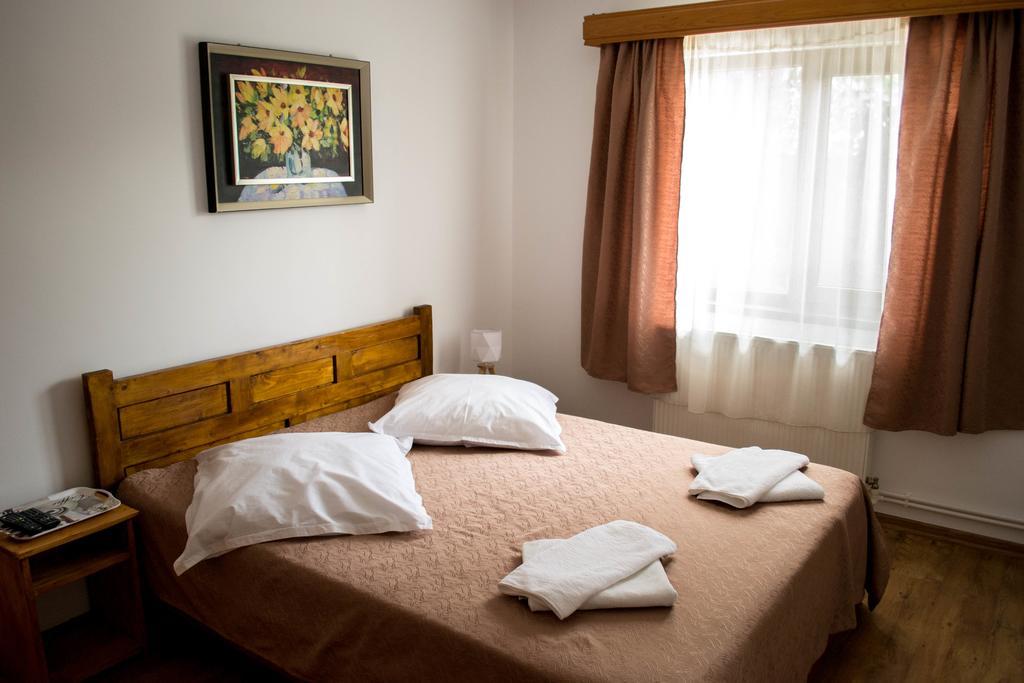 Casa Diana Hotel Comana Zewnętrze zdjęcie
