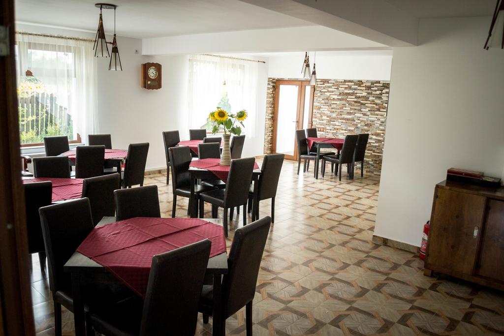 Casa Diana Hotel Comana Zewnętrze zdjęcie